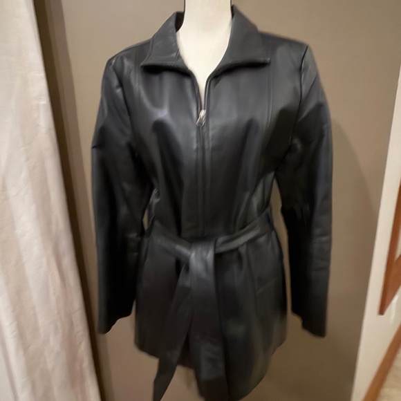 Croft & Barrow Women's Black Leather Jacket, Quilted Lining, Belt, Size Large - Picture 2 of 12